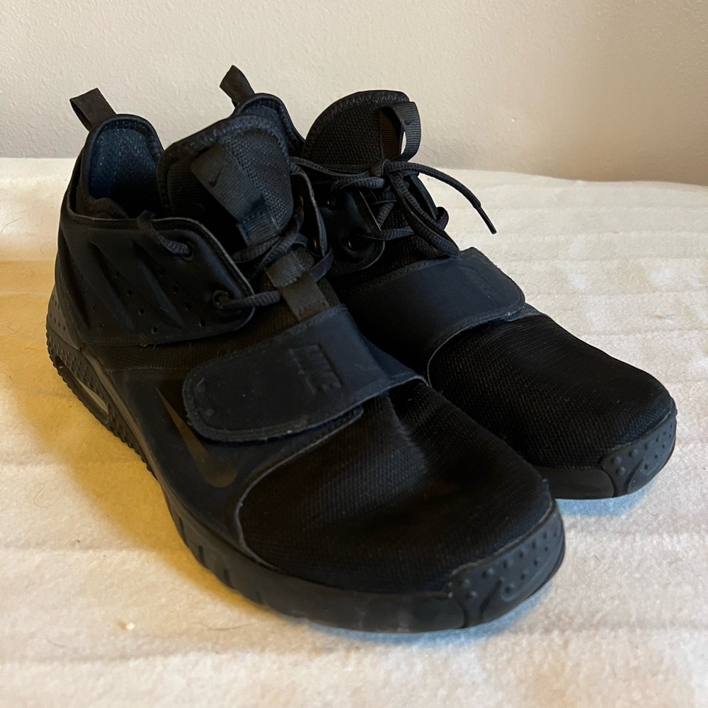 Nike Air Max Trainer 1 Men's Triple Black size 11